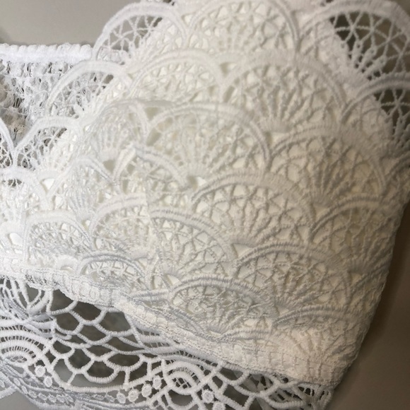 SOLD Brand new lace bralette - Picture 2 of 6